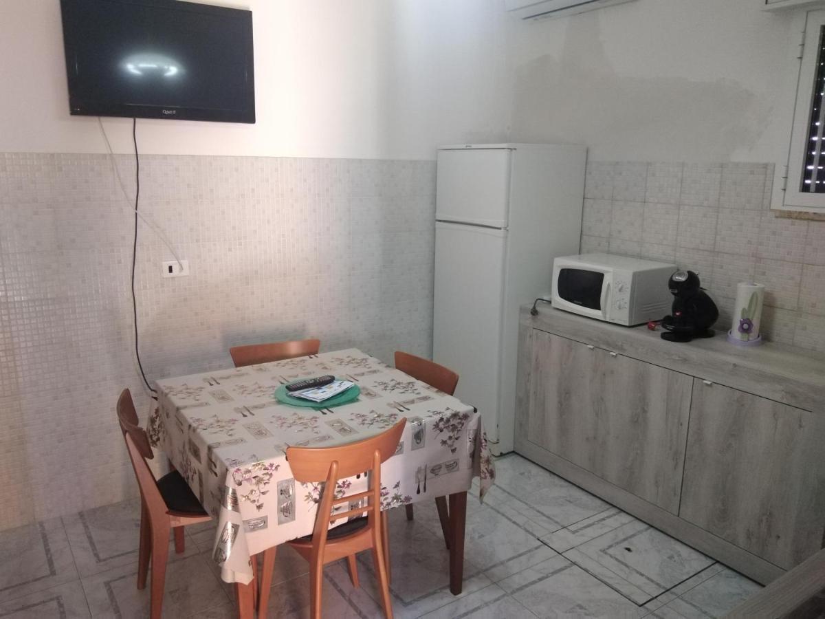 Casa Gialla Mare Del Salento Apartment